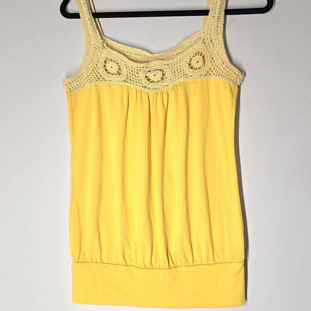 Vintage Y2K Wet Seal Boho Crochet Lace Tank Top Hippie‎ Size Small Yellow